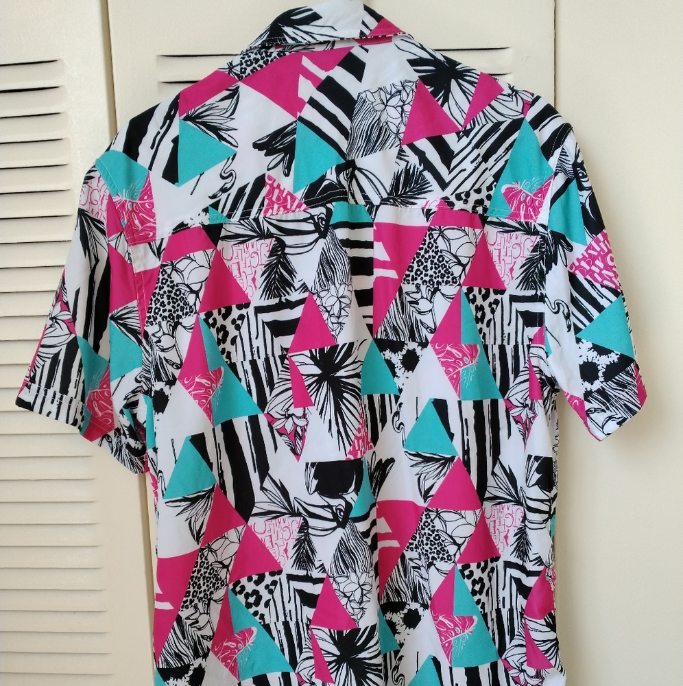Abstract color button down. - Picture 2 of 2